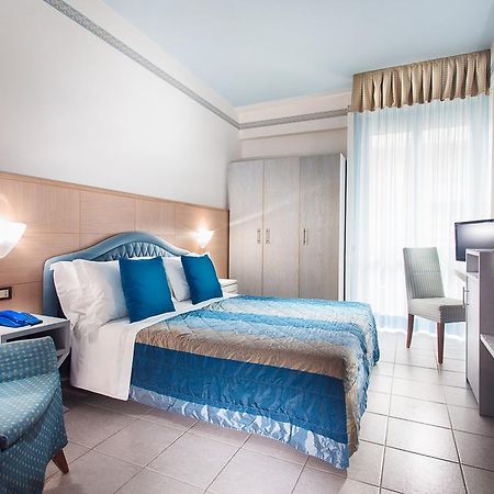 Hotel Imperiale Milano Marittima Luaran gambar