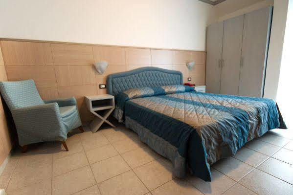 Hotel Imperiale Milano Marittima Luaran gambar